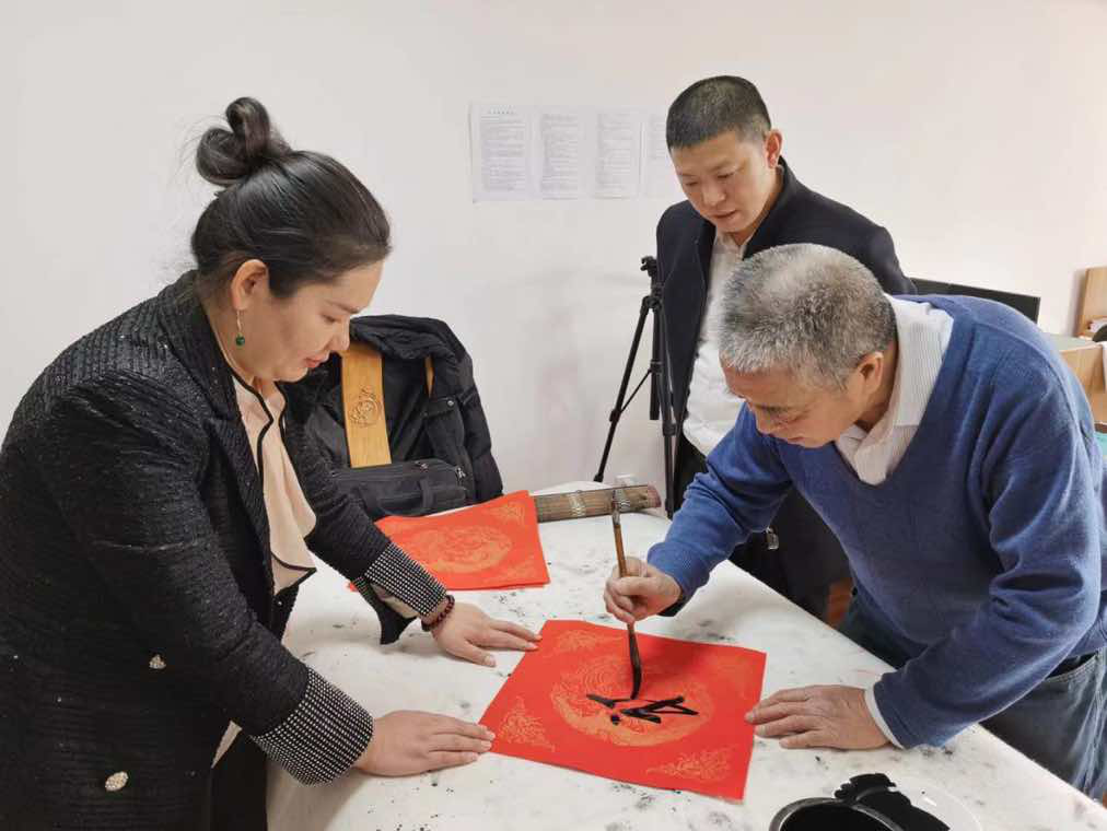 東風(fēng)吹出千山綠，春雨灑來萬象新 ——中國大眾文化學(xué)會(huì)名人書畫藝術(shù)發(fā)展委員會(huì)揚(yáng)帆起航