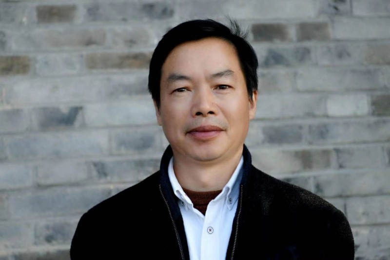 第二屆中國當代實力派優(yōu)秀作家 盧小夫